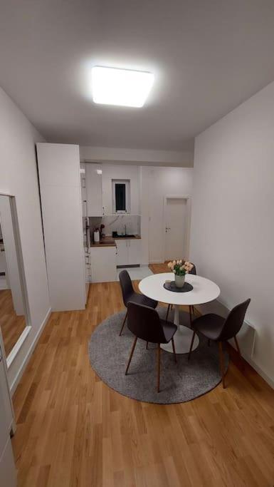 Apartment Green Lux Belgrade Exterior photo